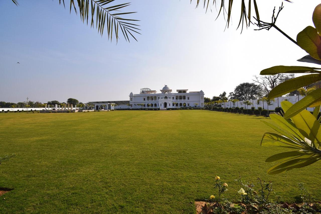 Umaid Farm Resort- A Legancy Vintage Stay In Jaipur Exterior foto