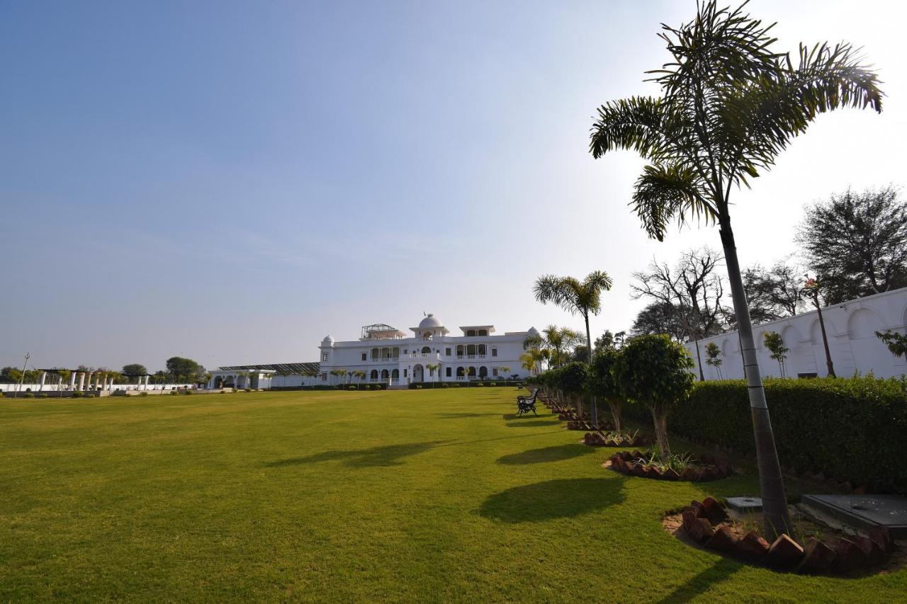 Umaid Farm Resort- A Legancy Vintage Stay In Jaipur Exterior foto